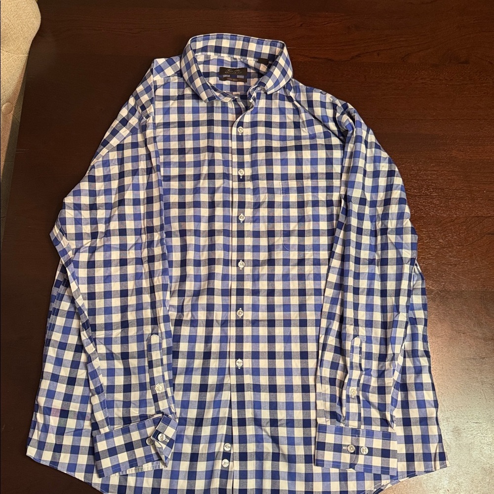 Tasso Elba Blue and White Checkered Casual Button Down Shirt